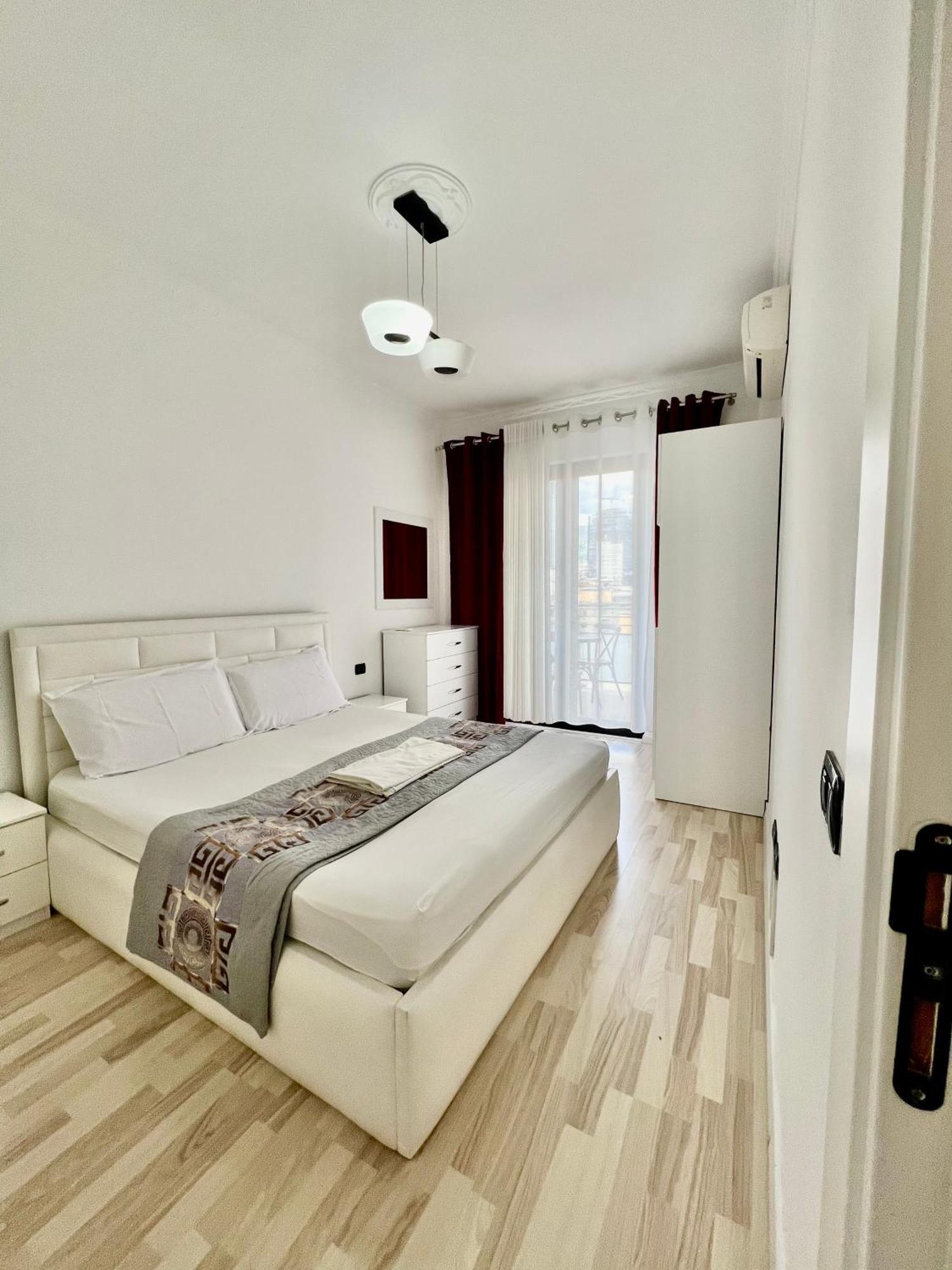 Spiranca Downtown Comfort Apartment ติรานา ภายนอก รูปภาพ